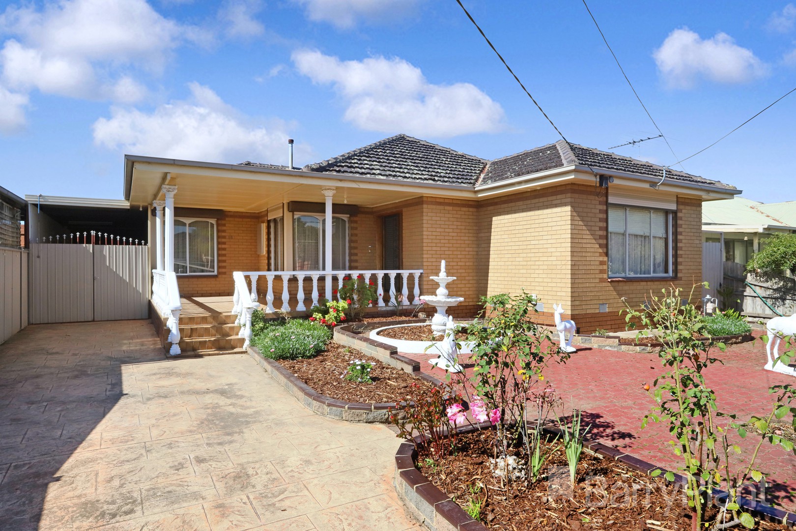 18 Daphne Street, Sunshine West, VIC 3020, Sunshine West - Thumbnail 2