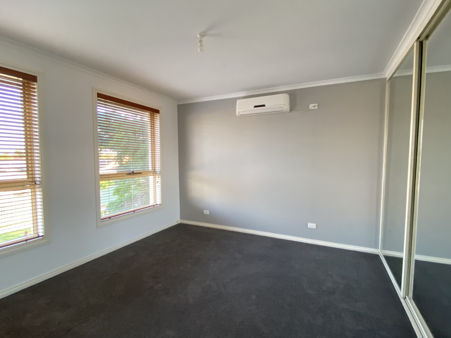 18 Davis Avenue, Avondale Heights, VIC 3034, Avondale Heights - Thumbnail 4