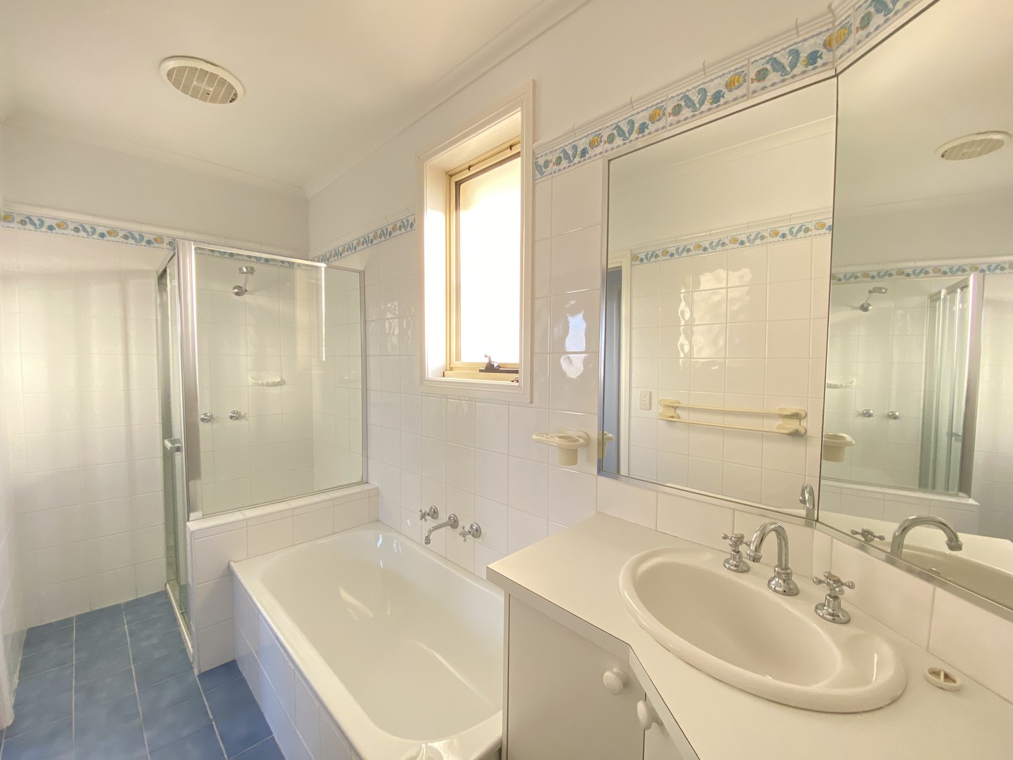 18 Davis Avenue, Avondale Heights, VIC 3034, Avondale Heights - Thumbnail 5