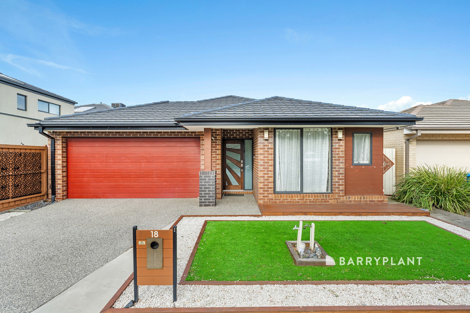 18 Deegan Way, Cranbourne East, VIC 3977, Cranbourne East - Thumbnail 2