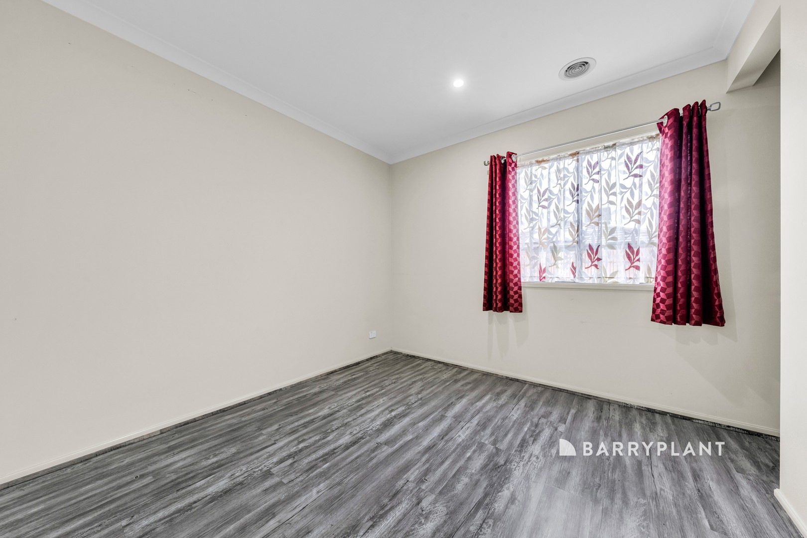 18 Deegan Way, Cranbourne East, VIC 3977, Cranbourne East - Thumbnail 8