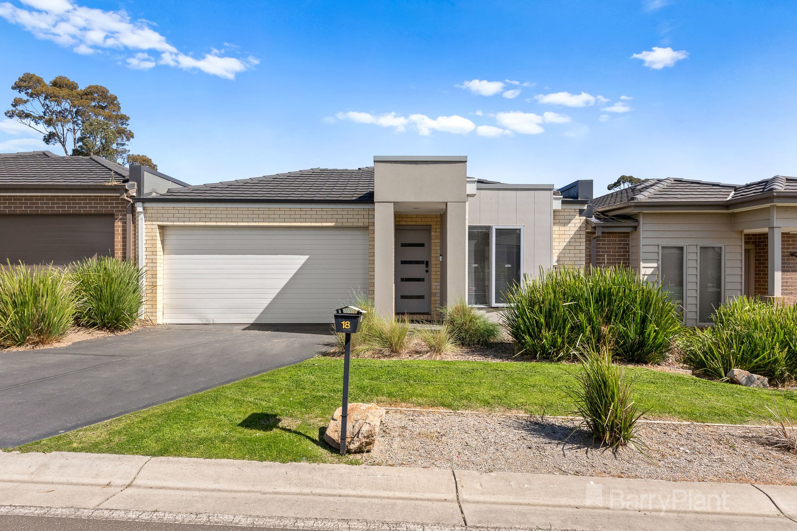 18 Denistoun Crescent, Cranbourne, VIC 3977, Cranbourne - Image 1