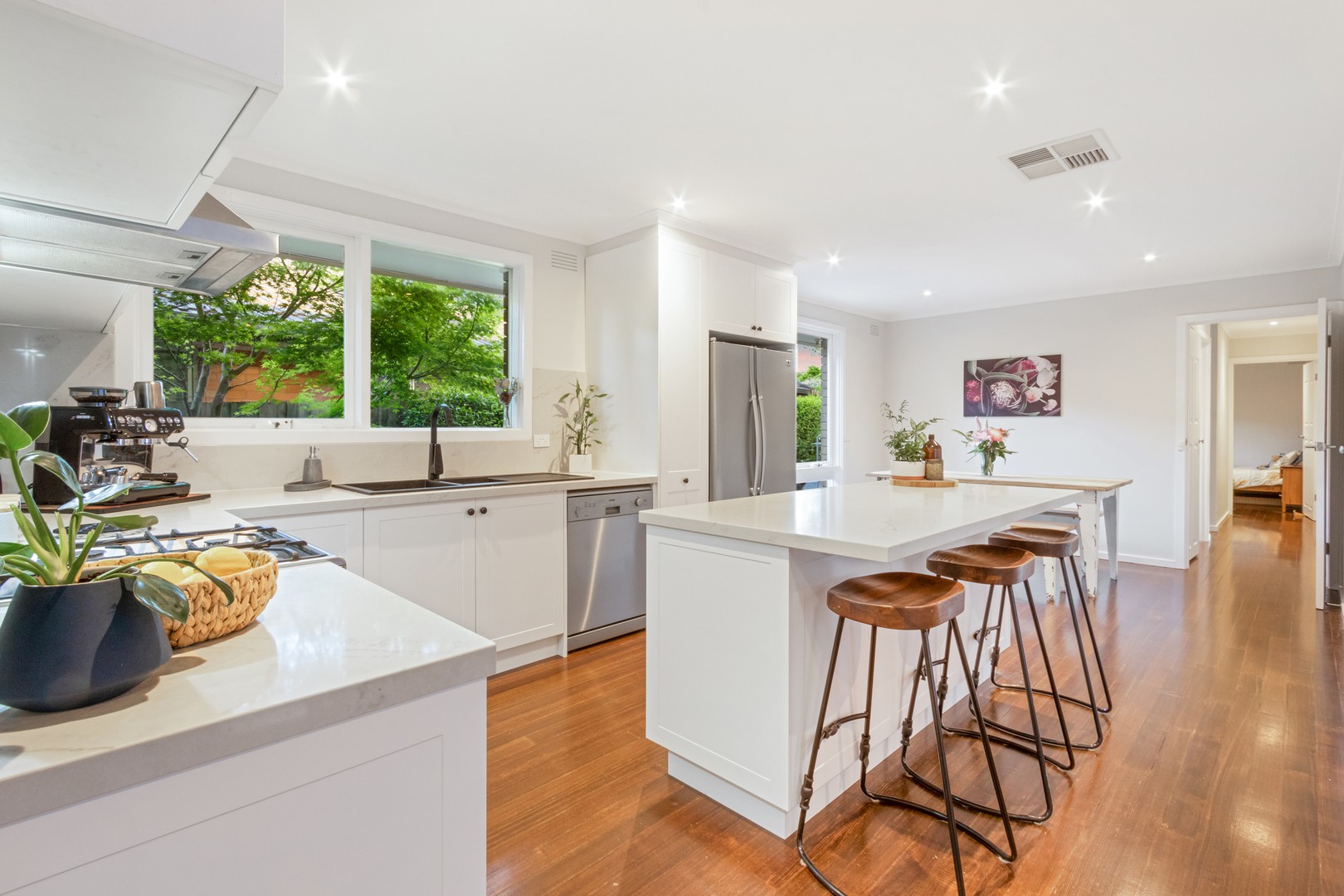 18 Donach CrescentBundoora, VIC 3083, Bundoora - Thumbnail 5