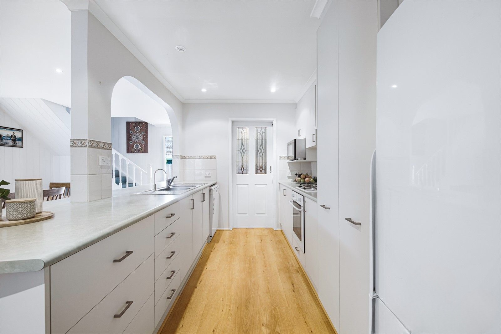 18 Duntroon Drive, Wantirna, VIC 3152 - Thumbnail 2 - 09/05/2023