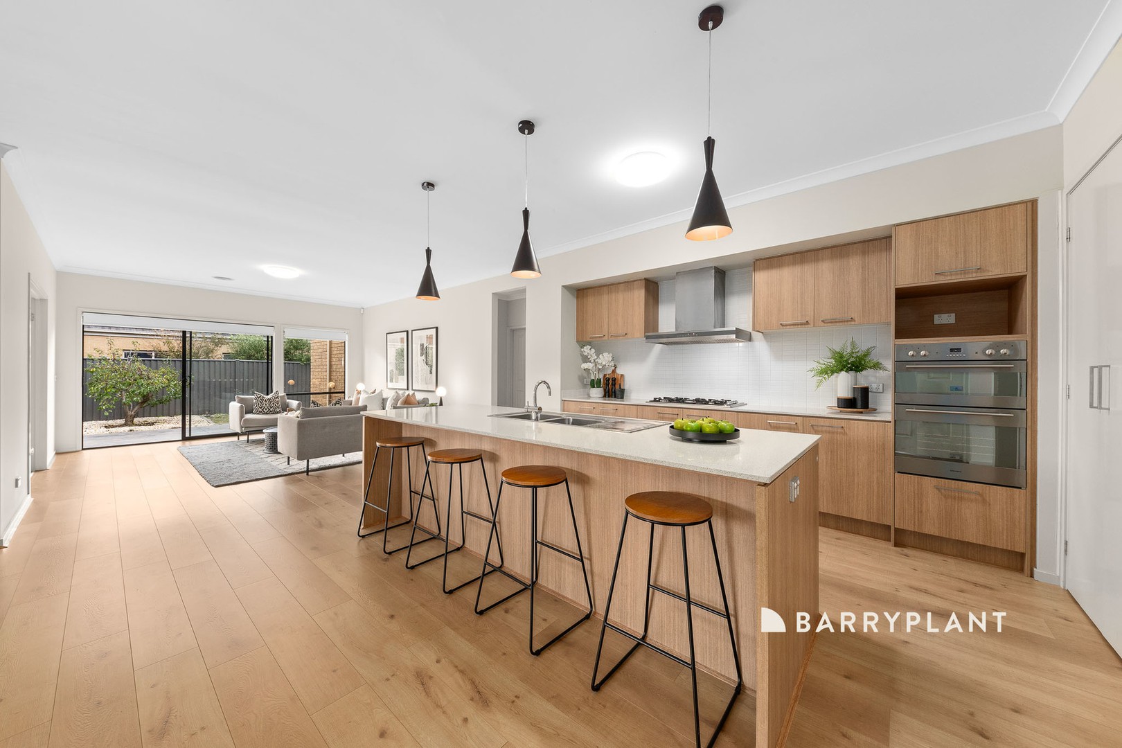 18 Esprit Avenue, Cranbourne North, VIC 3977, Cranbourne North - Thumbnail 2