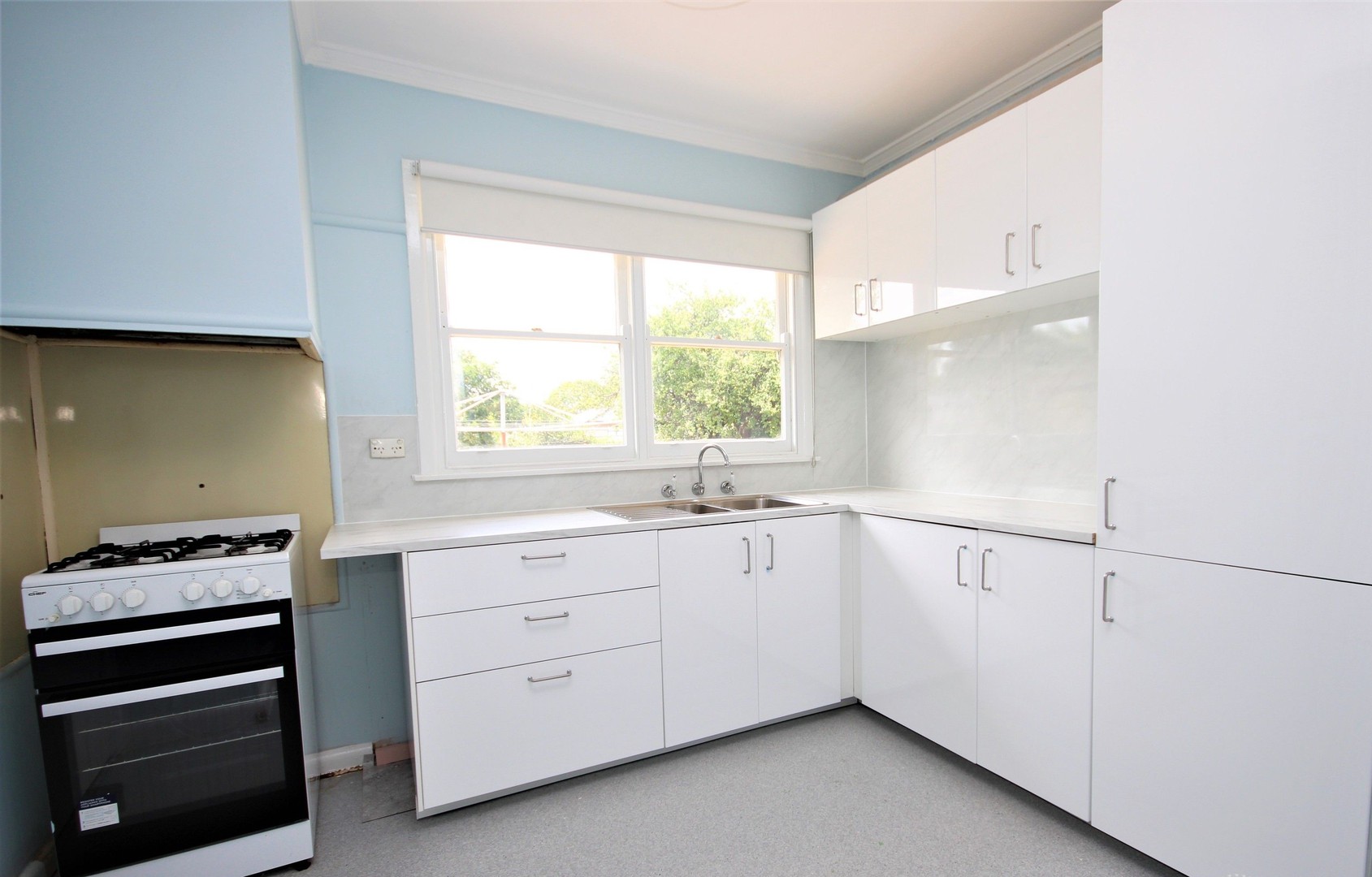 18 Falcon Street, Norlane, VIC 3214 - Thumbnail 2 - 06/06/2026