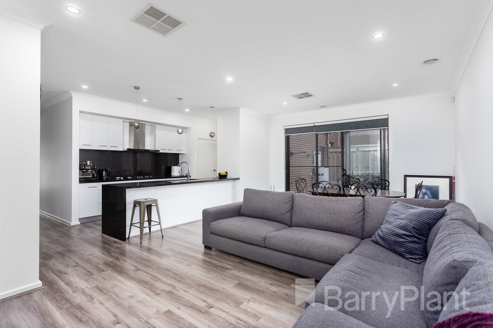 18 Festival Drive, Point Cook, VIC 3030, Point Cook - Thumbnail 7
