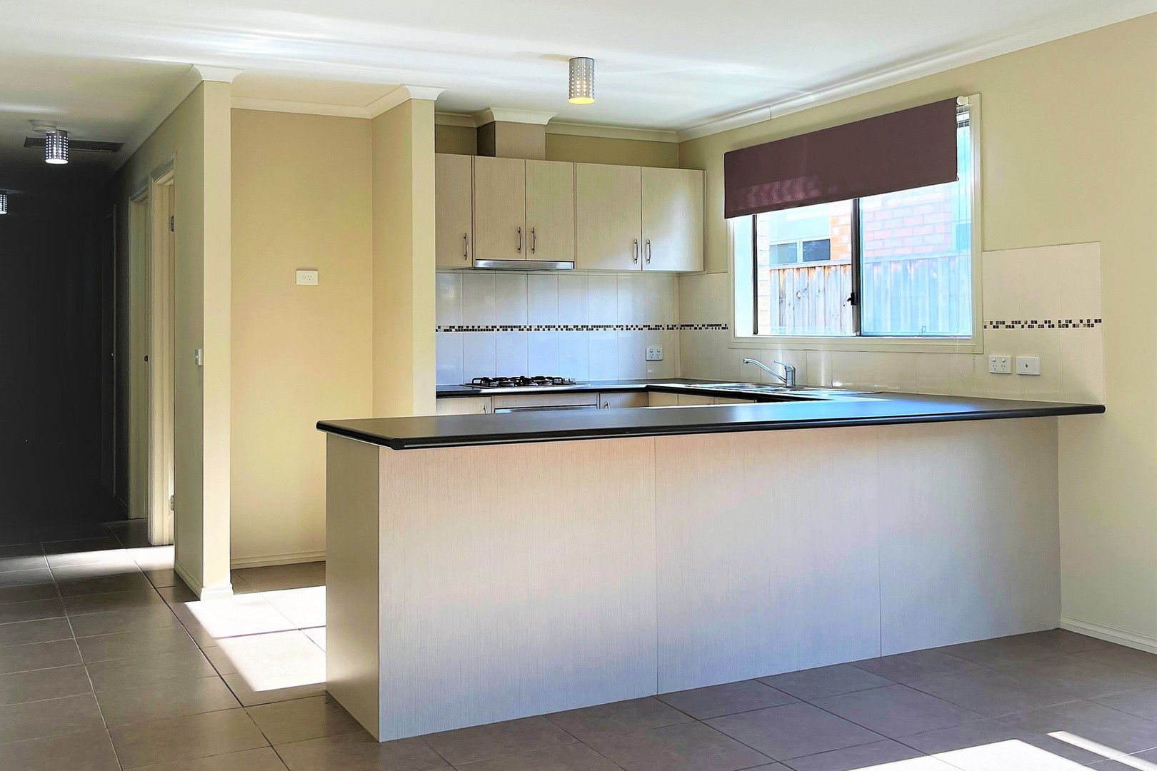 18 Field Street, Pakenham, VIC 3810, Pakenham - Thumbnail 3