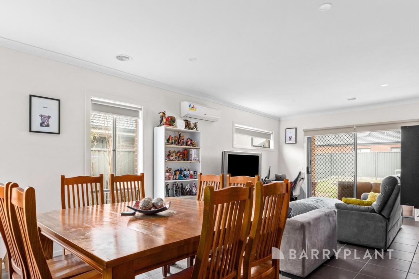 18 Flewin Avenue, Miners Rest, VIC 3352, Miners Rest - Thumbnail 4