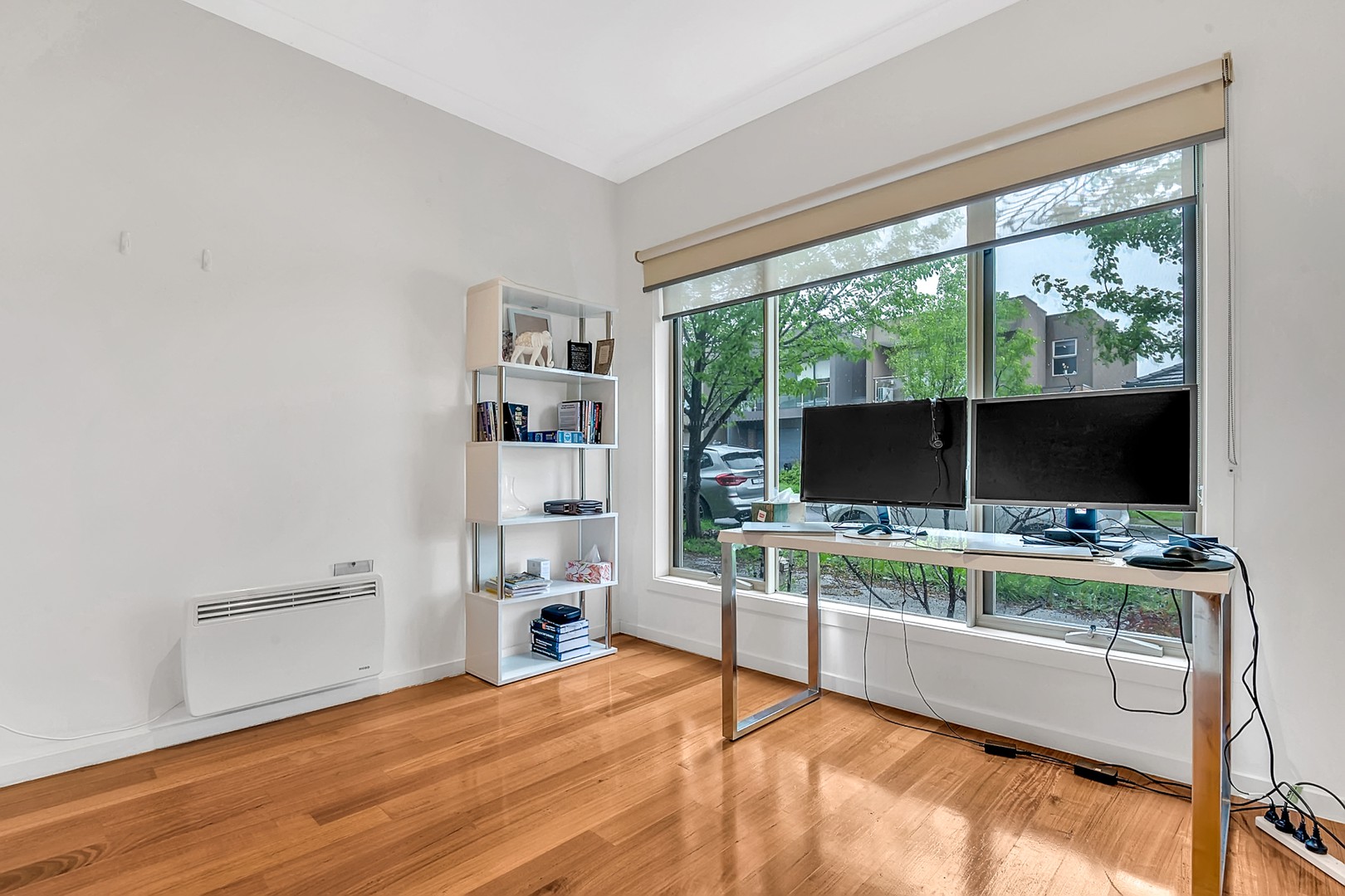 18 Furlong Street, Craigieburn, VIC 3064, Craigieburn - Thumbnail 4
