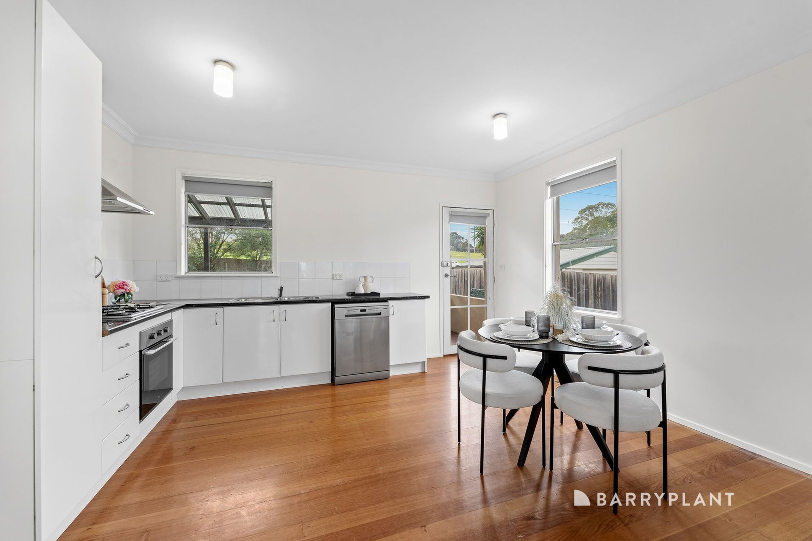 18 Gabonia Avenue, Watsonia, VIC 3087, Watsonia - Thumbnail 4