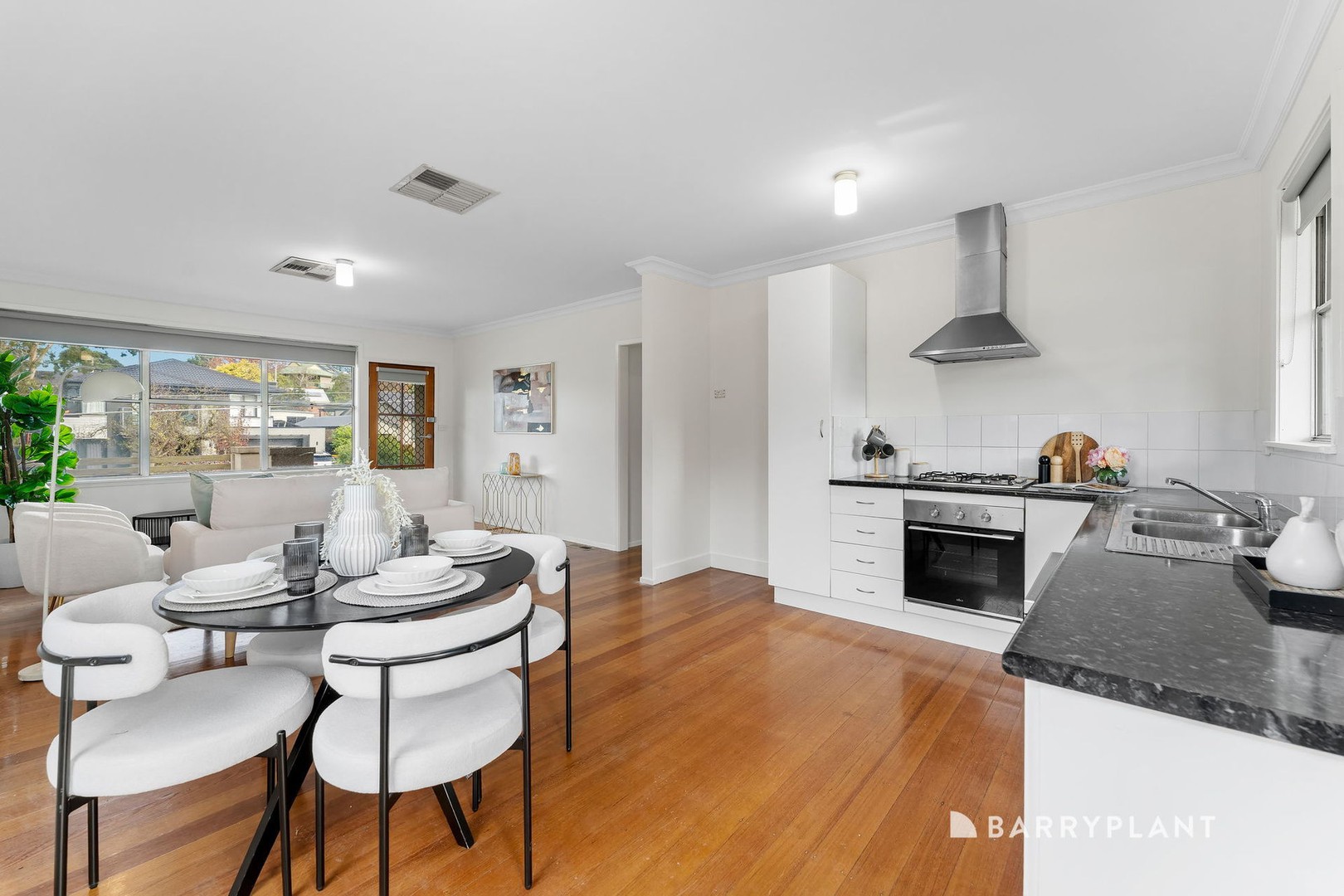 18 Gabonia Avenue, Watsonia, VIC 3087, Watsonia - Thumbnail 5