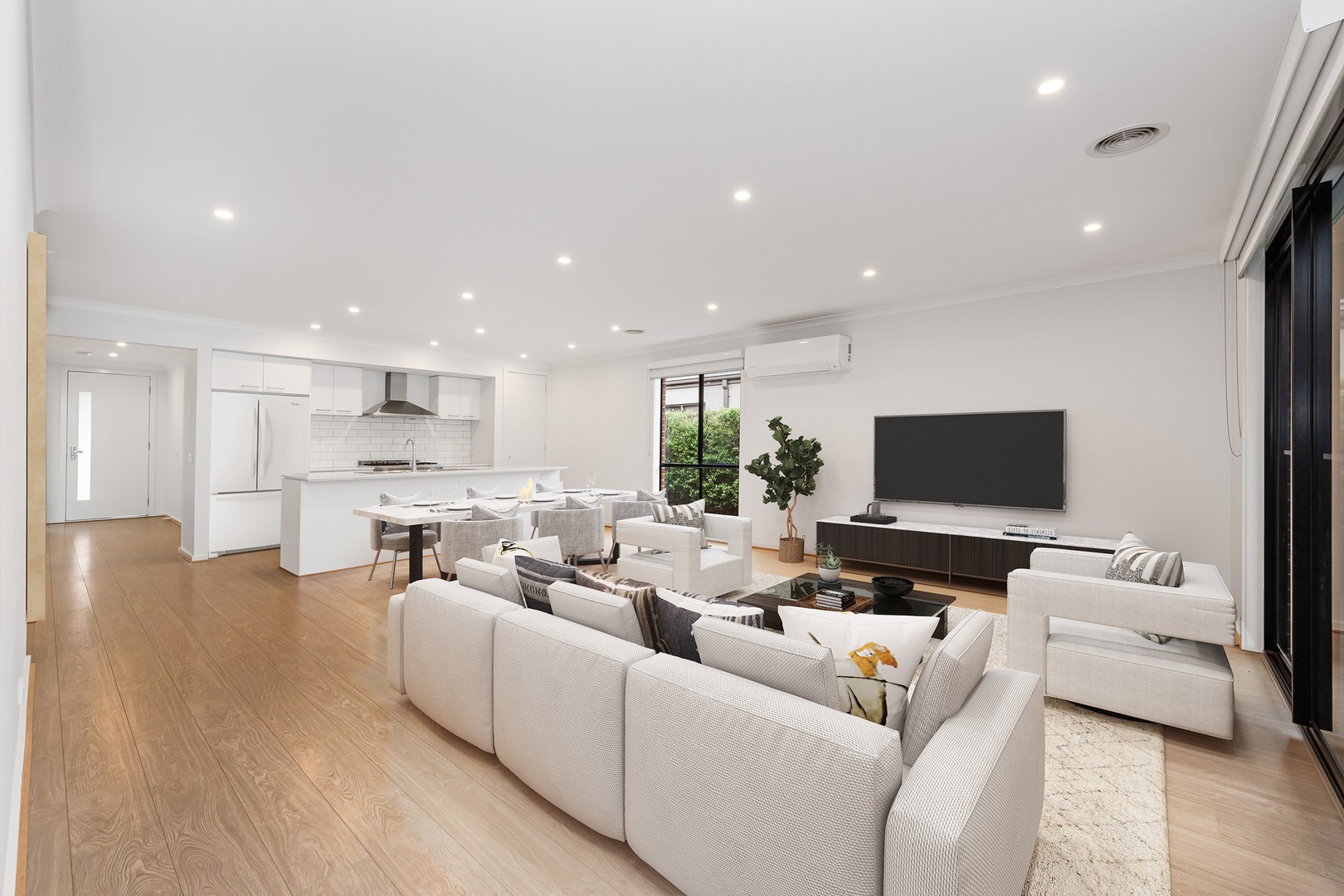 18 Gem Crescent, Cobblebank, VIC 3338, Cobblebank - Thumbnail 3