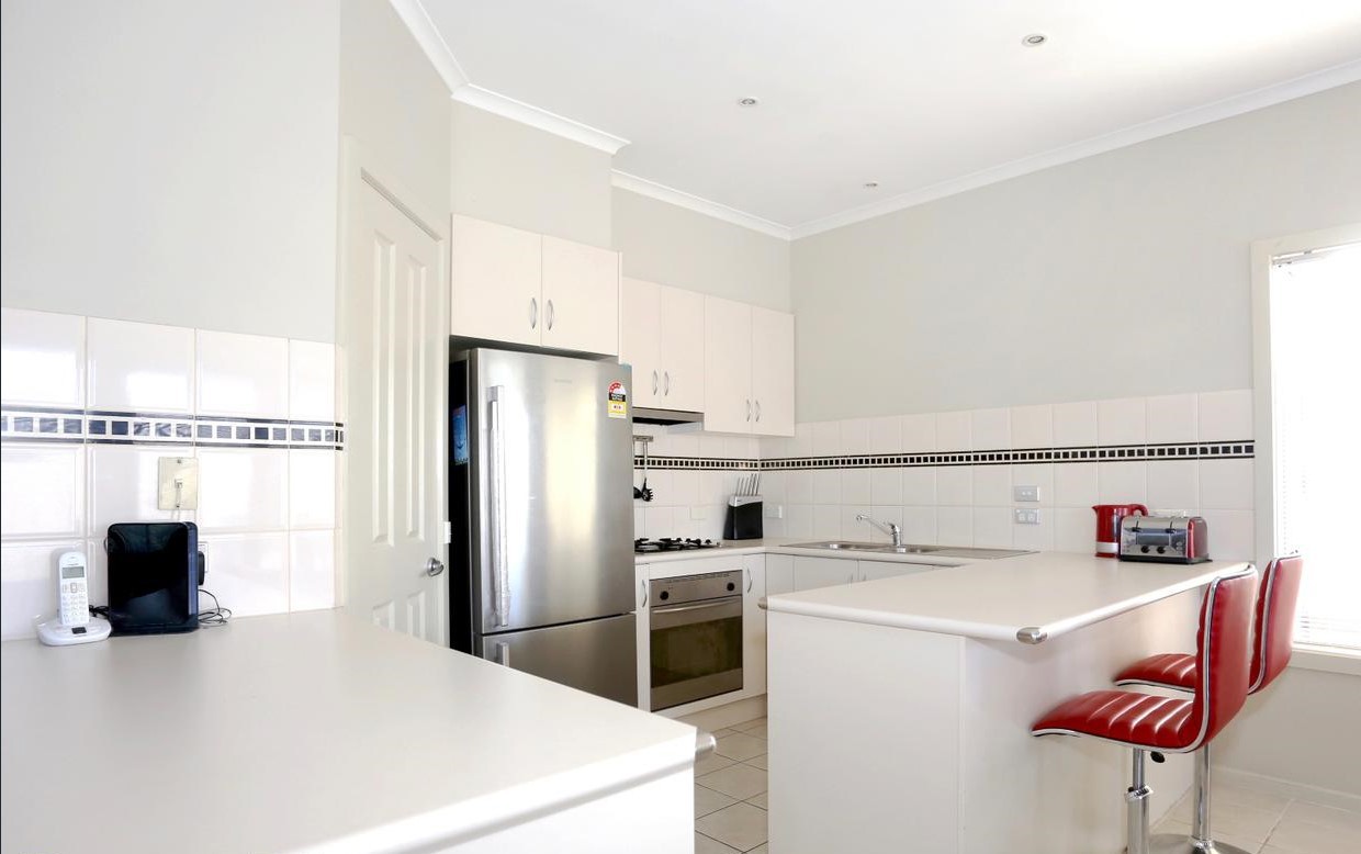 18 Ghazeepore Road, Waurn Ponds, VIC 3216, Waurn Ponds - Thumbnail 3