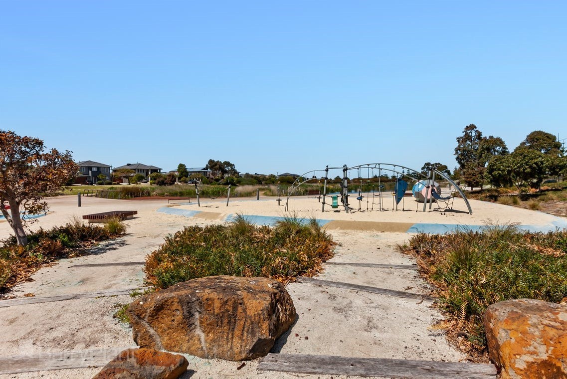 18 Giaconda Road, Point Cook, VIC 3030, Point Cook - Thumbnail 5