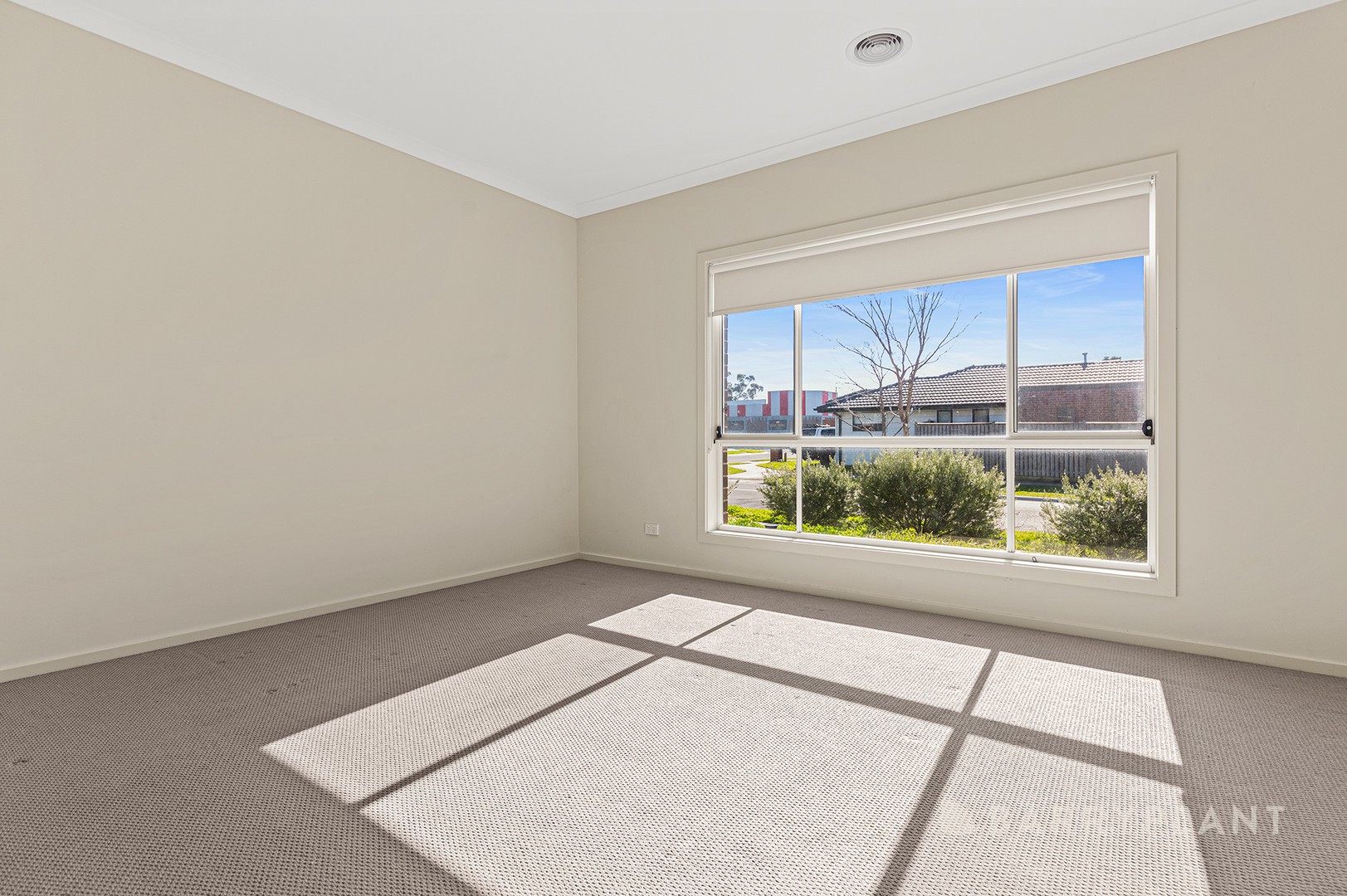 18 Golden Banksia Drive, Officer, VIC 3809, Officer - Thumbnail 5
