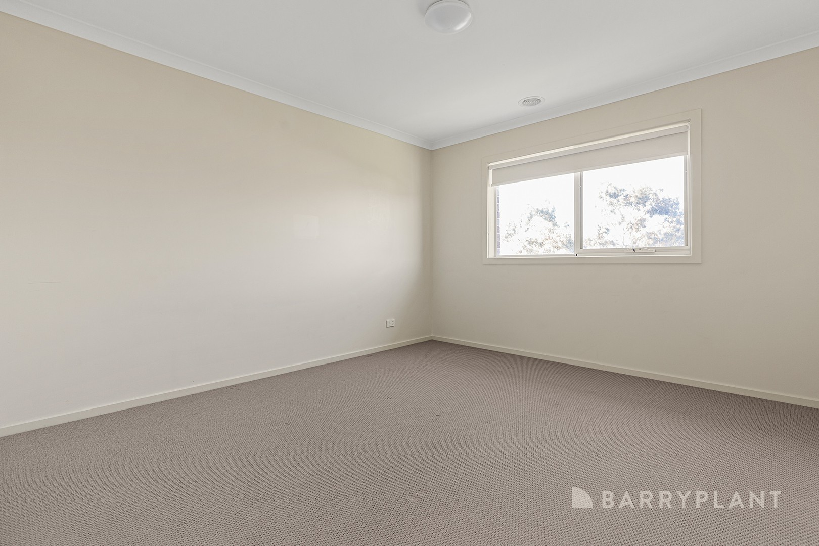 18 Golden Banksia Drive, Officer, VIC 3809, Officer - Thumbnail 8