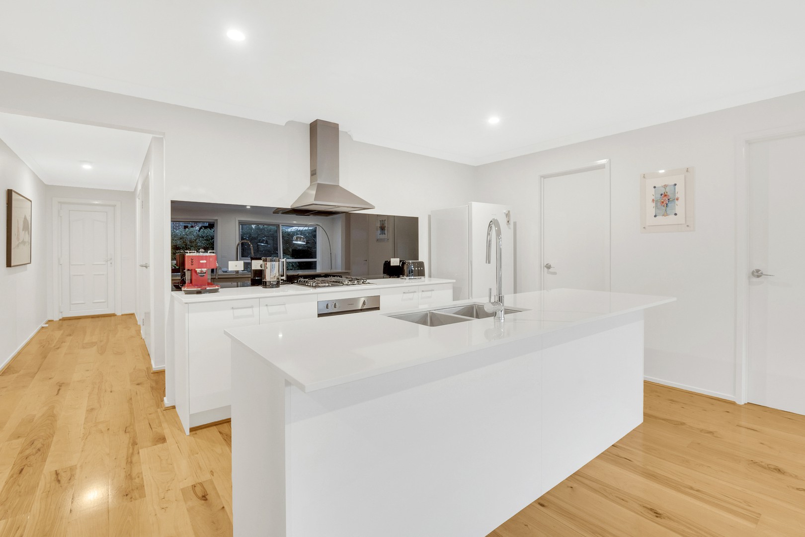 18 Gossamer Way, Mickleham, VIC 3064, Mickleham - Thumbnail 2