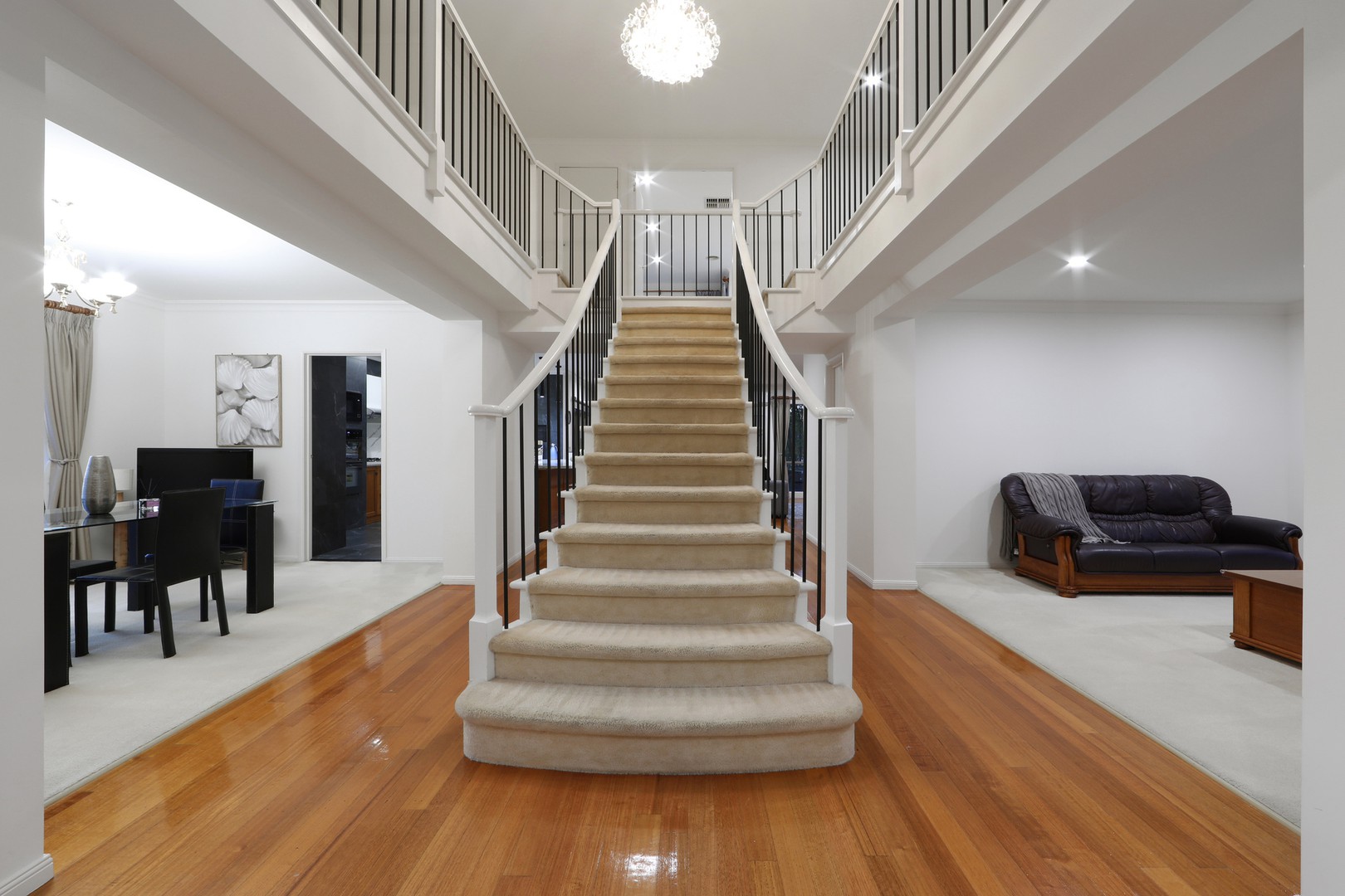 18 Grand Valley Terrace, Lysterfield, VIC 3156, Lysterfield - Thumbnail 2