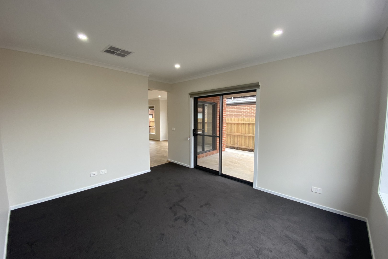 18 Greenwood Drive, Aintree, VIC 3336, Aintree - Thumbnail 4