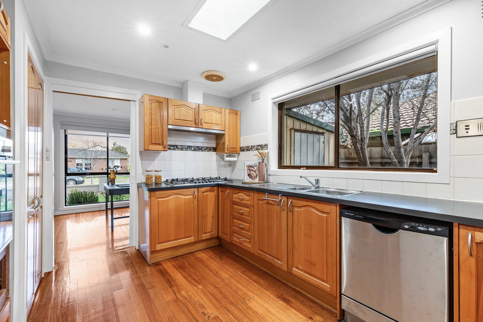 18 Grimes Avenue, Taylors Lakes, VIC 3038, Taylors Lakes - Thumbnail 3
