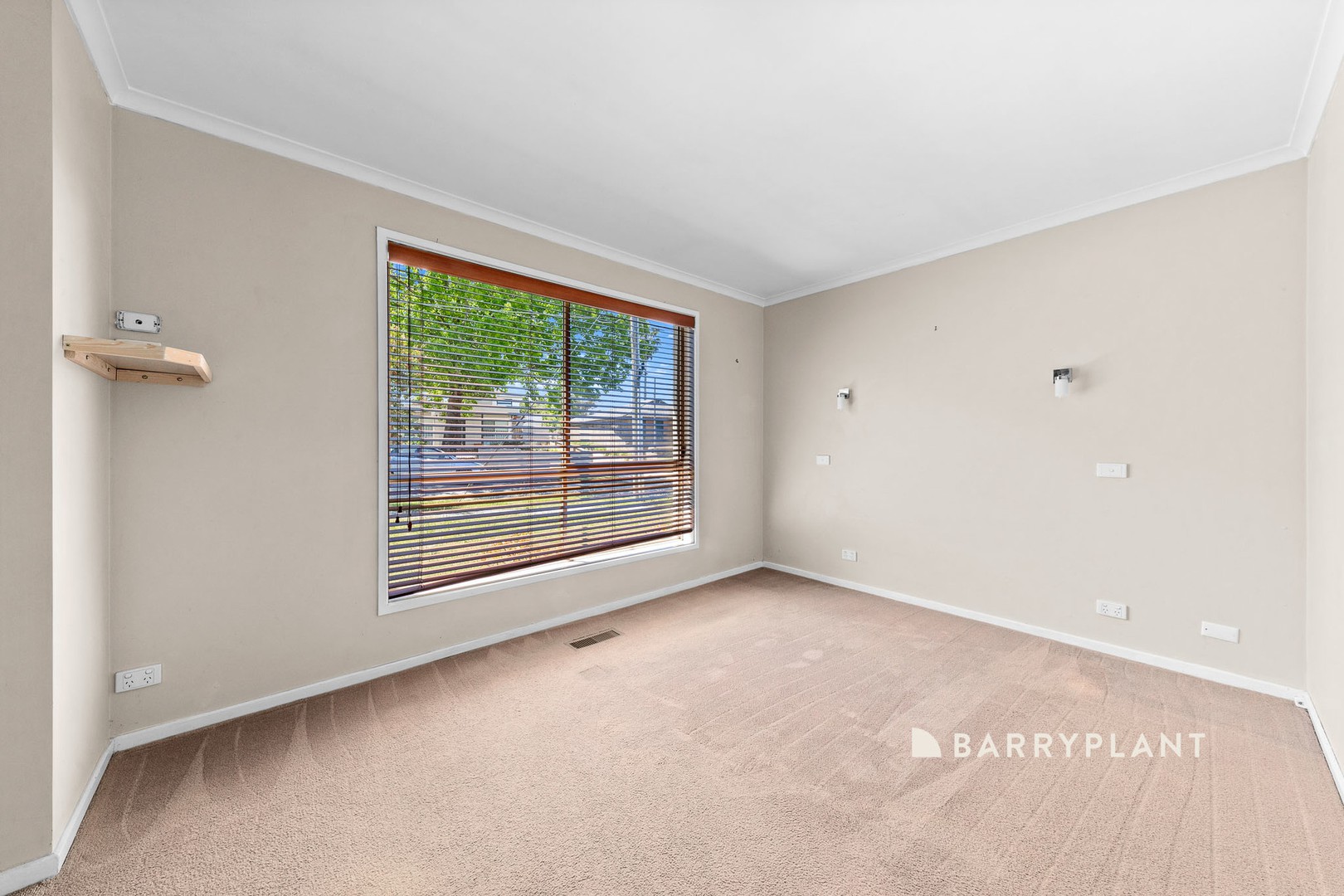18 Hanley Street, Narre Warren, VIC 3805, Narre Warren - Thumbnail 2