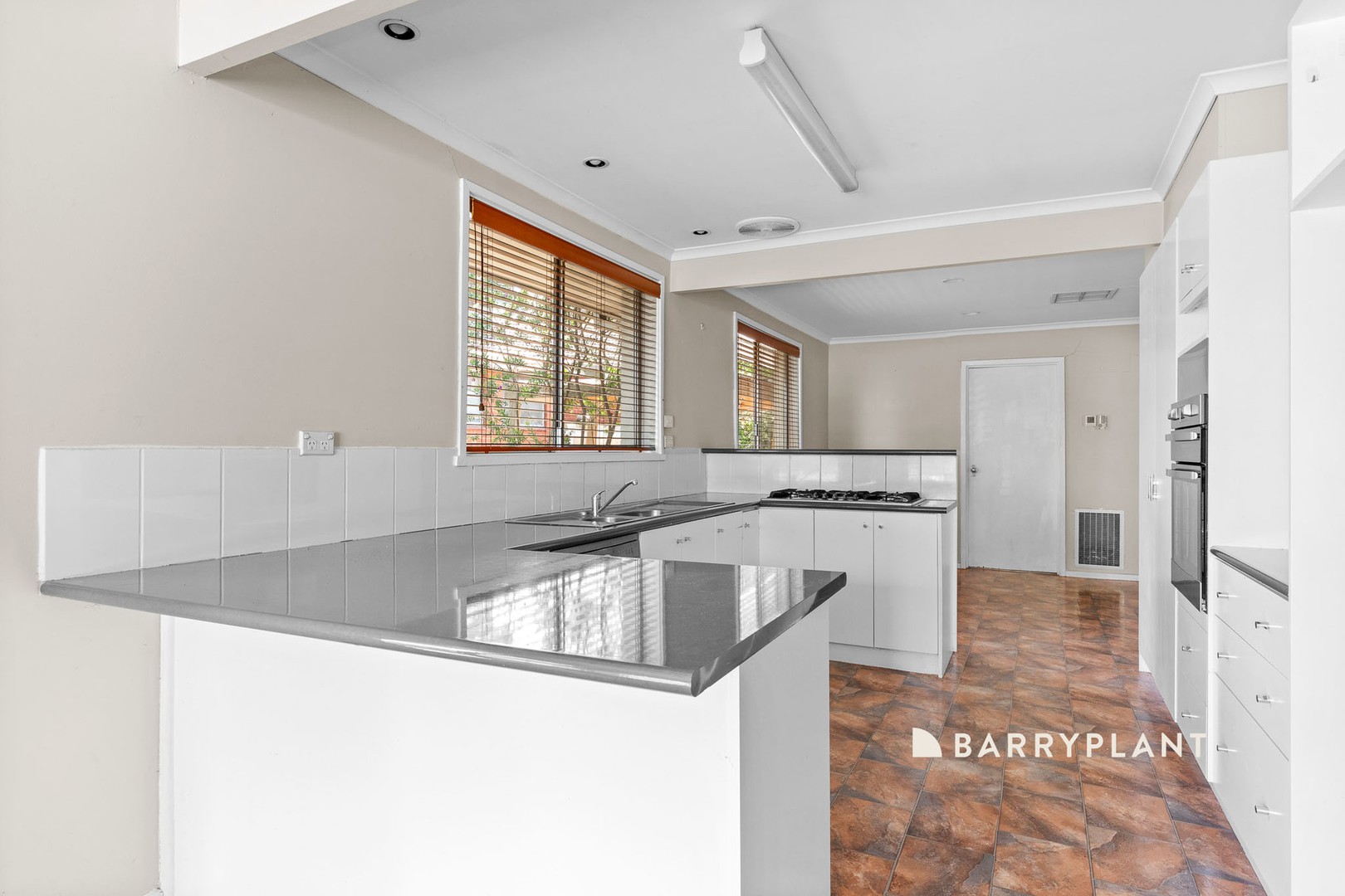 18 Hanley Street, Narre Warren, VIC 3805, Narre Warren - Thumbnail 6