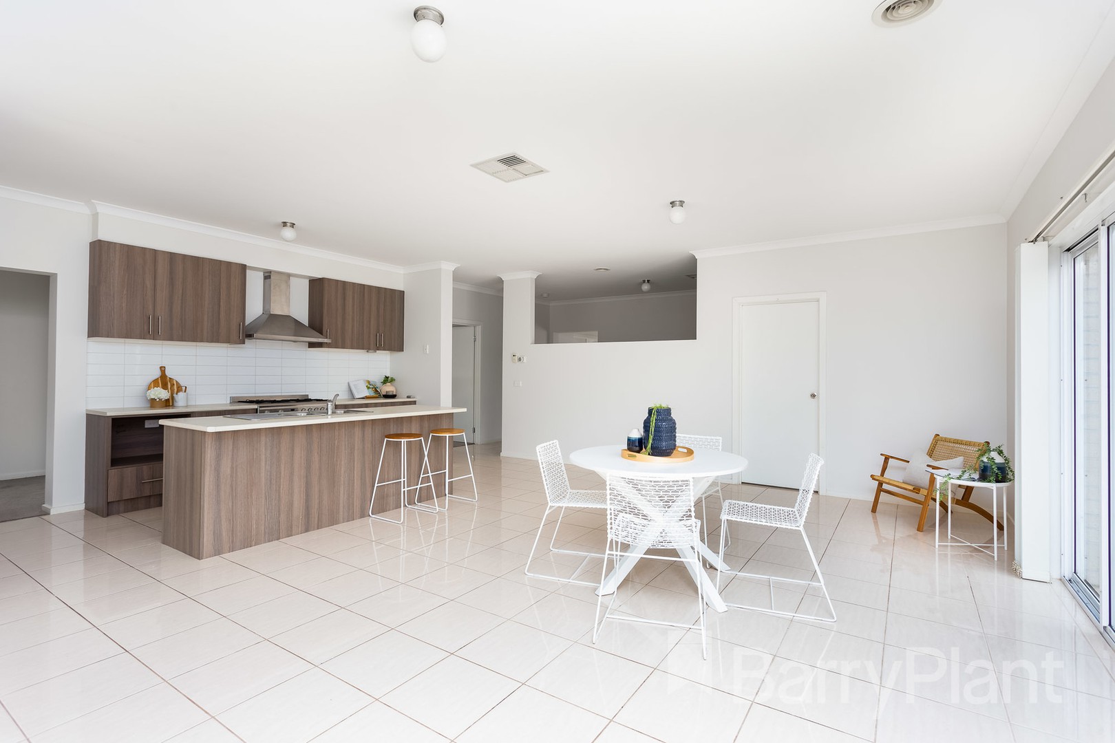 18 Haslewood Street, Point Cook, VIC 3030, Point Cook - Thumbnail 4