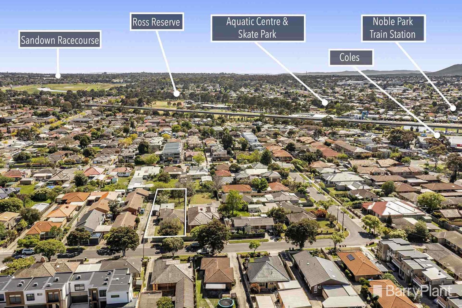 18 Henry Street, Noble Park, VIC 3174 - Thumbnail 2 - 02/12/2022