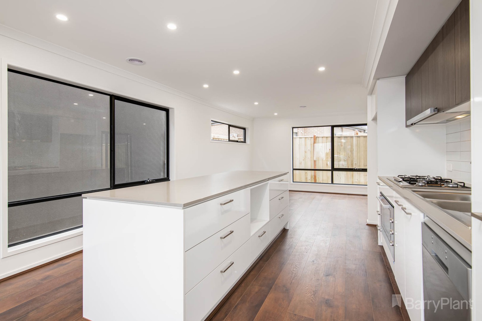 18 Hercules Drive, Officer, VIC 3809, Officer - Thumbnail 2