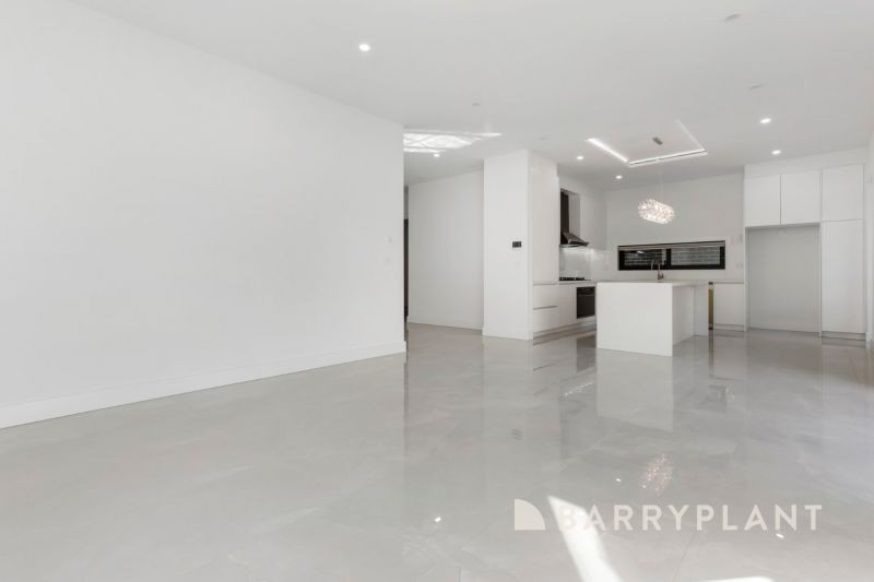 18 Heritage Dr, Springvale, VIC 3171 - Thumbnail 2 - 03/04/2026