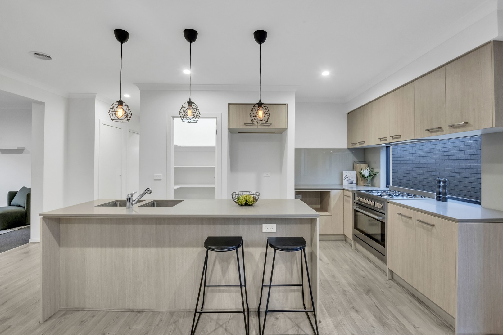 18 Herridge Street, Mickleham, VIC 3064, Mickleham - Thumbnail 3