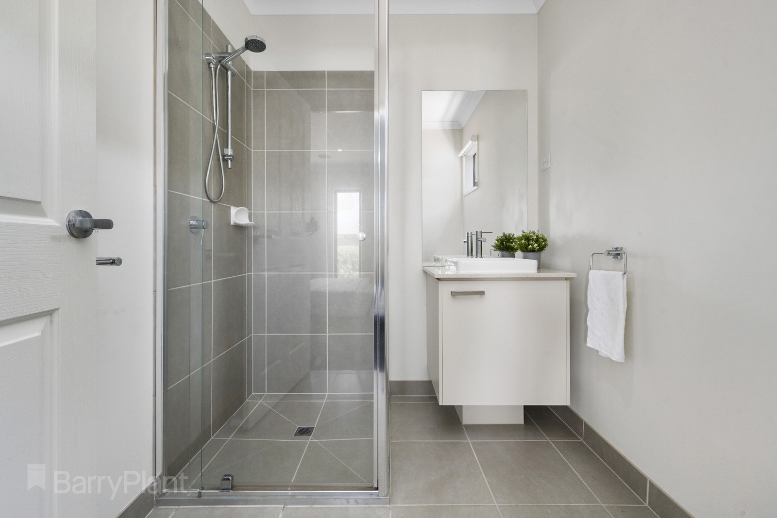 18 Hidcote Road, Point Cook, VIC 3030, Point Cook - Thumbnail 3