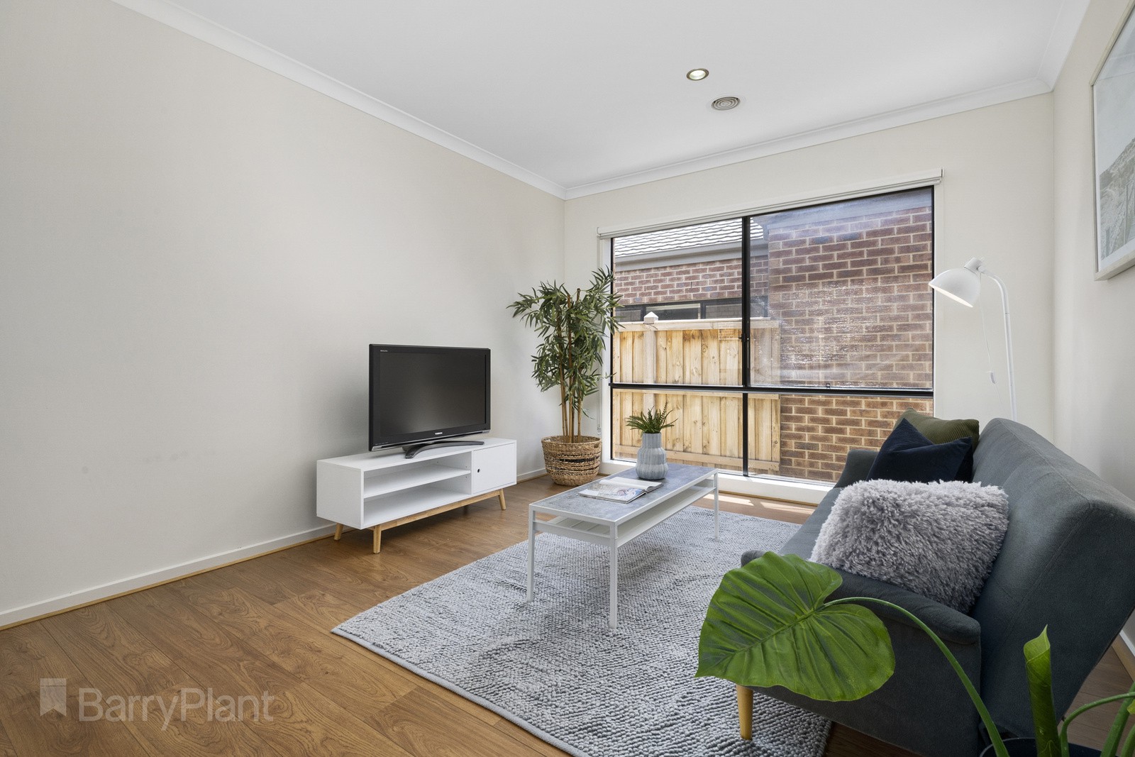 18 Hidcote Road, Point Cook, VIC 3030, Point Cook - Thumbnail 5