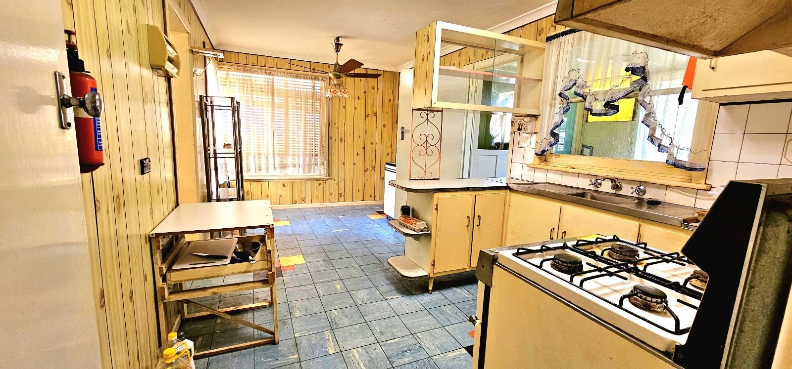 18 Highridge Crescent, Airport West, VIC 3042, Airport West - Thumbnail 2