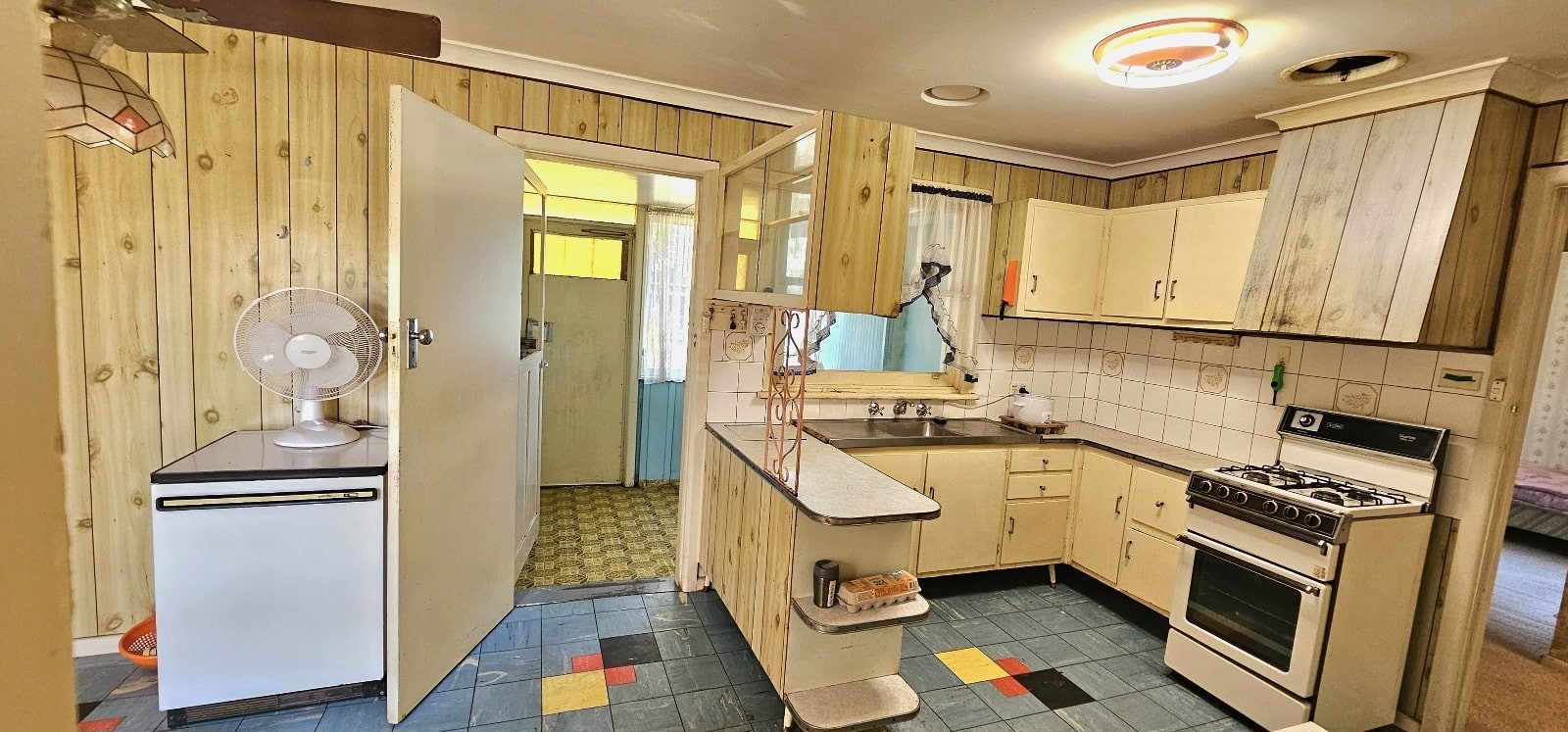 18 Highridge Crescent, Airport West, VIC 3042, Airport West - Thumbnail 3