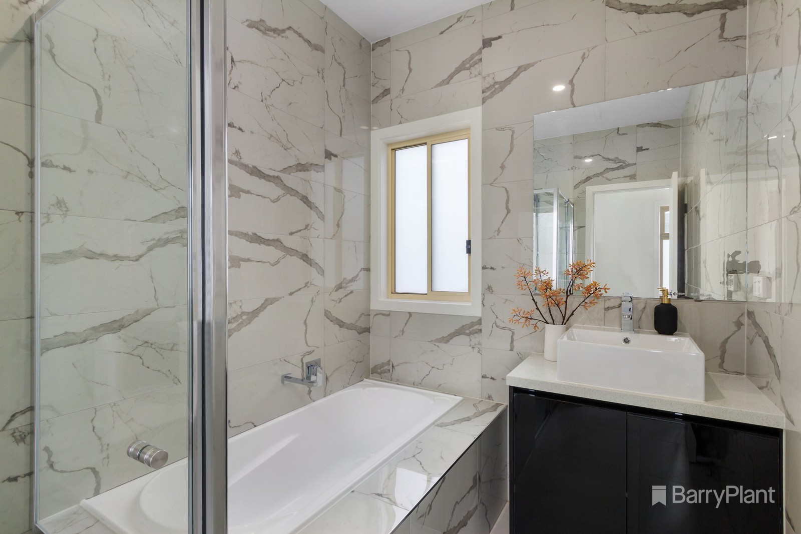 18 Hill View Crescent Road, Ferntree Gully, VIC 3156, Ferntree Gully - Thumbnail 6