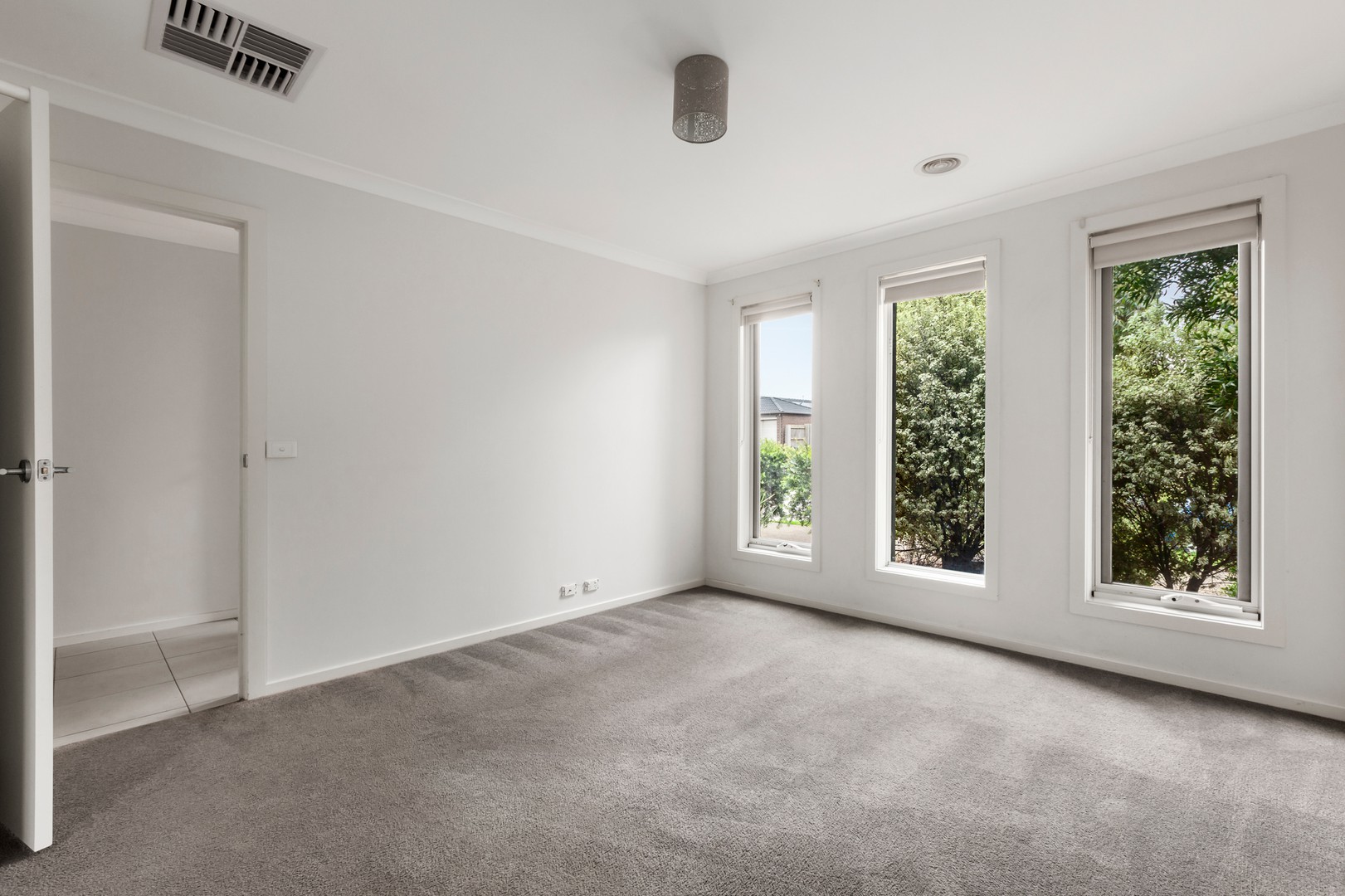 18 Holly DriveWallan, VIC 3756  - Leased, Wallan - Thumbnail 4