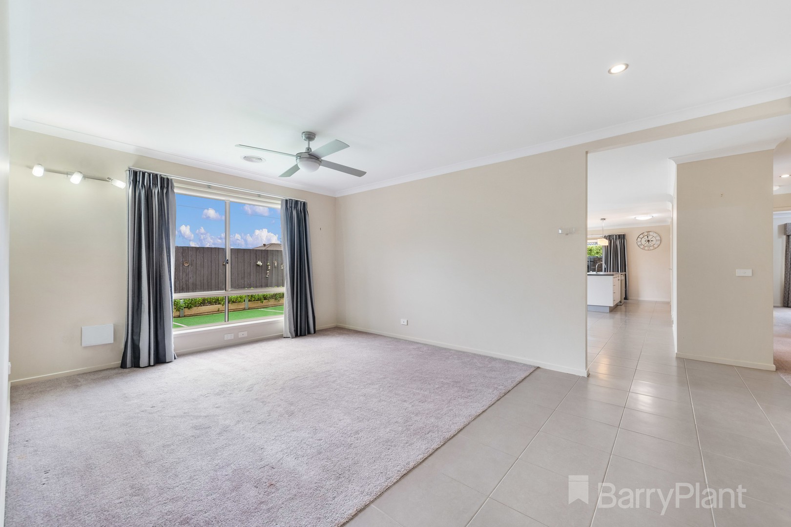 18 Hollybrook Street, Melton South, VIC 3338, Melton South - Thumbnail 4