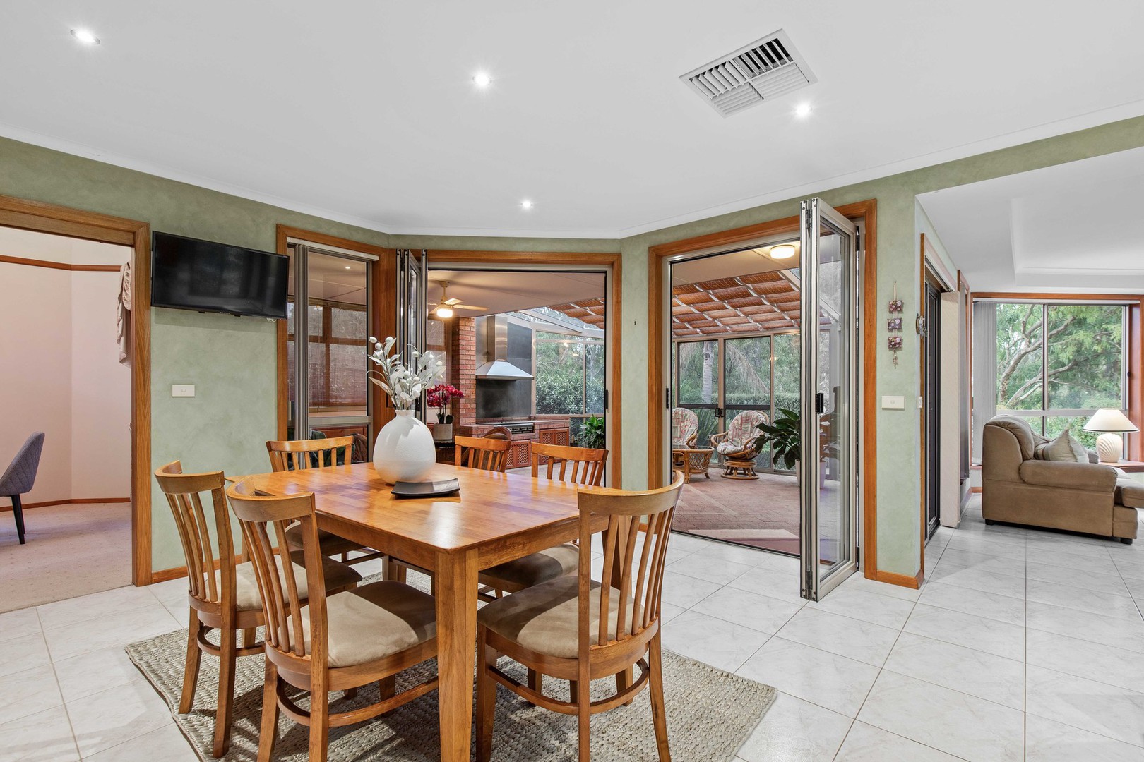 18 Holowko Court, Taylors Lakes, VIC 3038, Taylors Lakes - Thumbnail 8