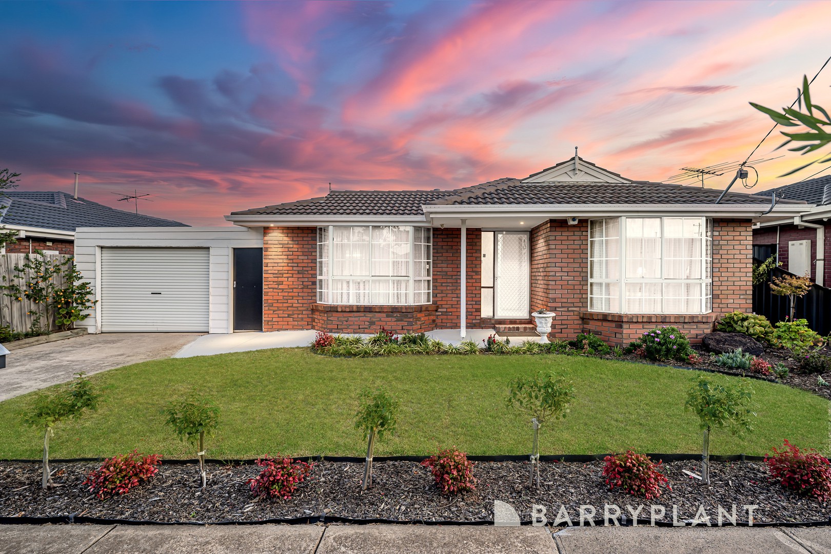 18 Hotham Crescent, Hoppers Crossing, VIC 3029, Hoppers Crossing - Thumbnail 3