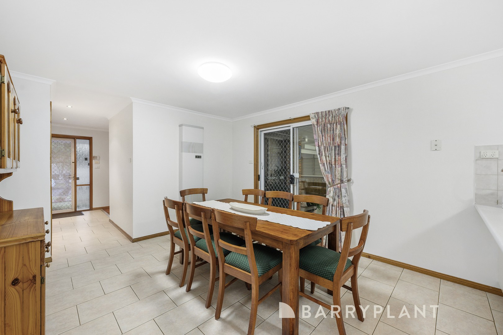 18 Hotham Crescent, Hoppers Crossing, VIC 3029, Hoppers Crossing - Thumbnail 8