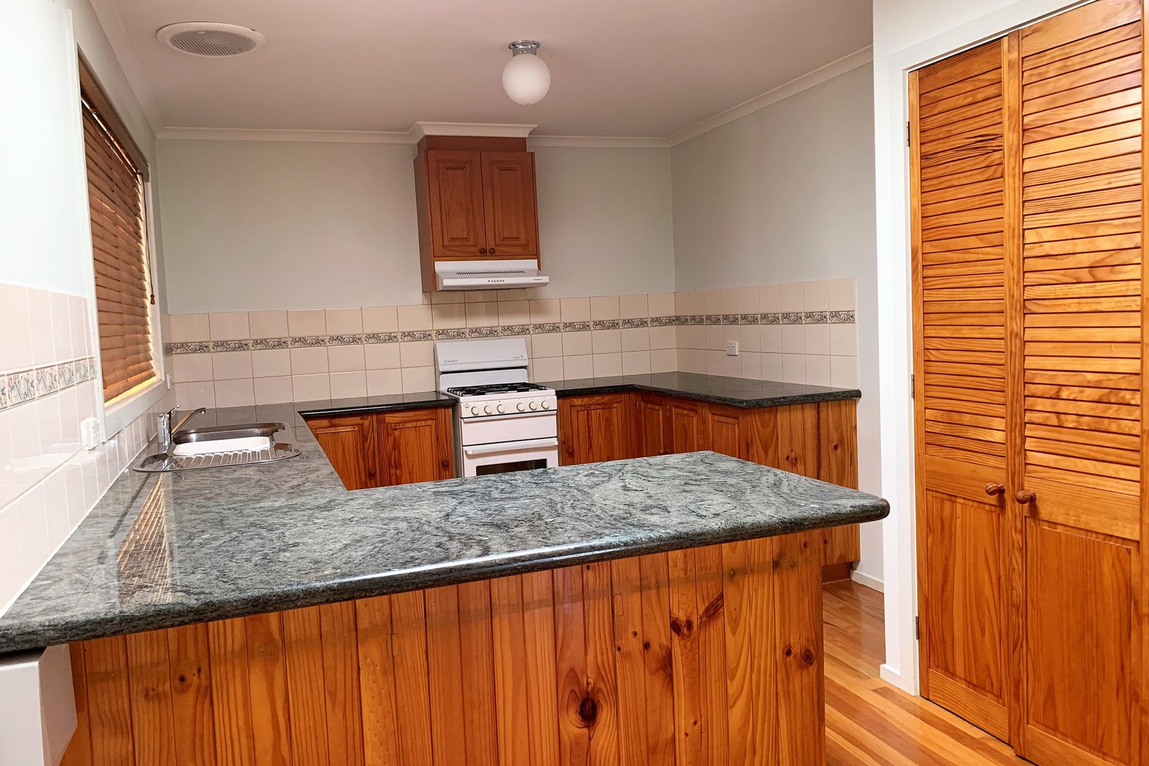 18 Howe Street, Mooroopna, VIC 3629 - Thumbnail 2 - 19/11/2021