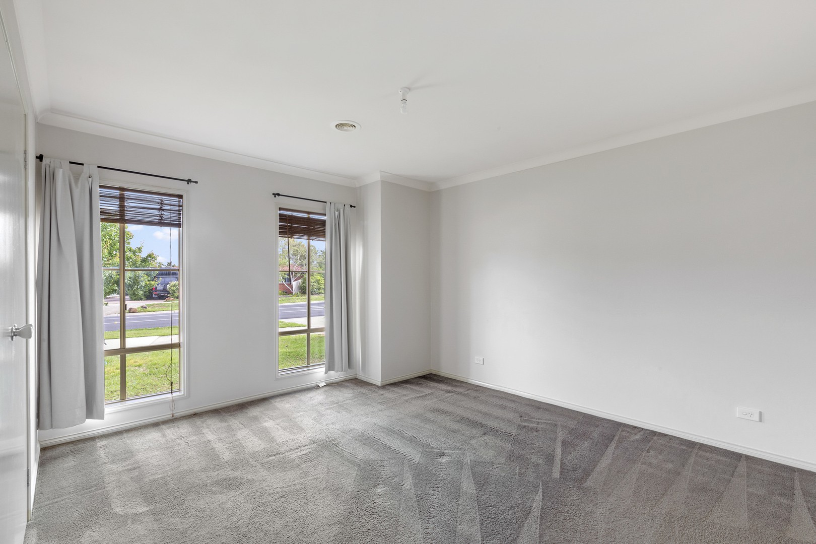 18 Hume Drive, Sydenham, VIC 3037, Sydenham - Thumbnail 2