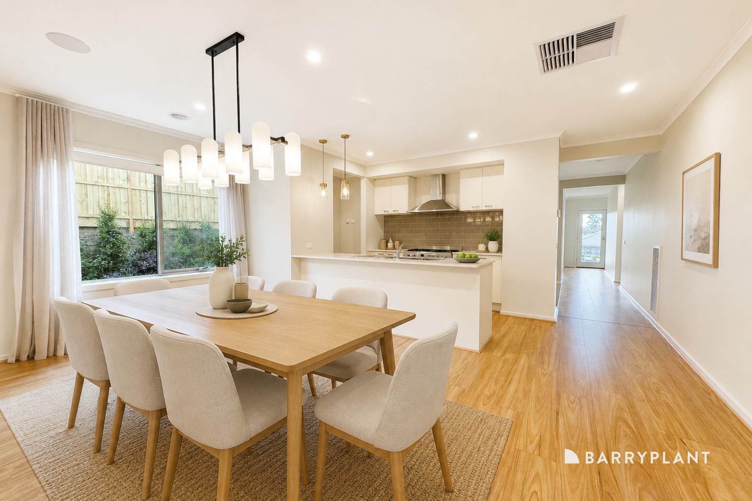 18 Illawarra Boulevard, Drouin, VIC 3818 - Thumbnail 1 - 07/05/2026