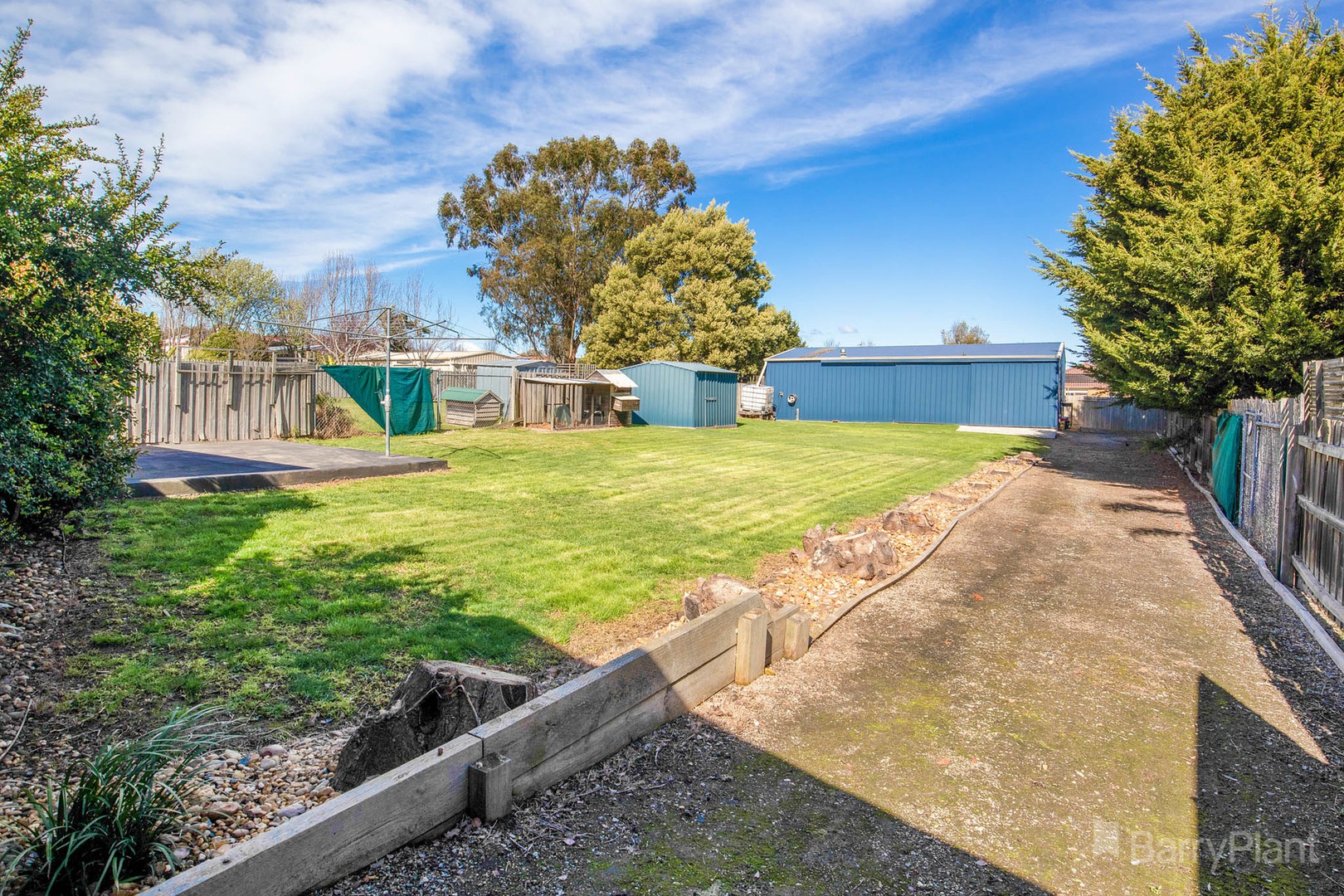 18 Jamie Court, Pakenham, VIC 3810 - Thumbnail 2 - 02/01/2024