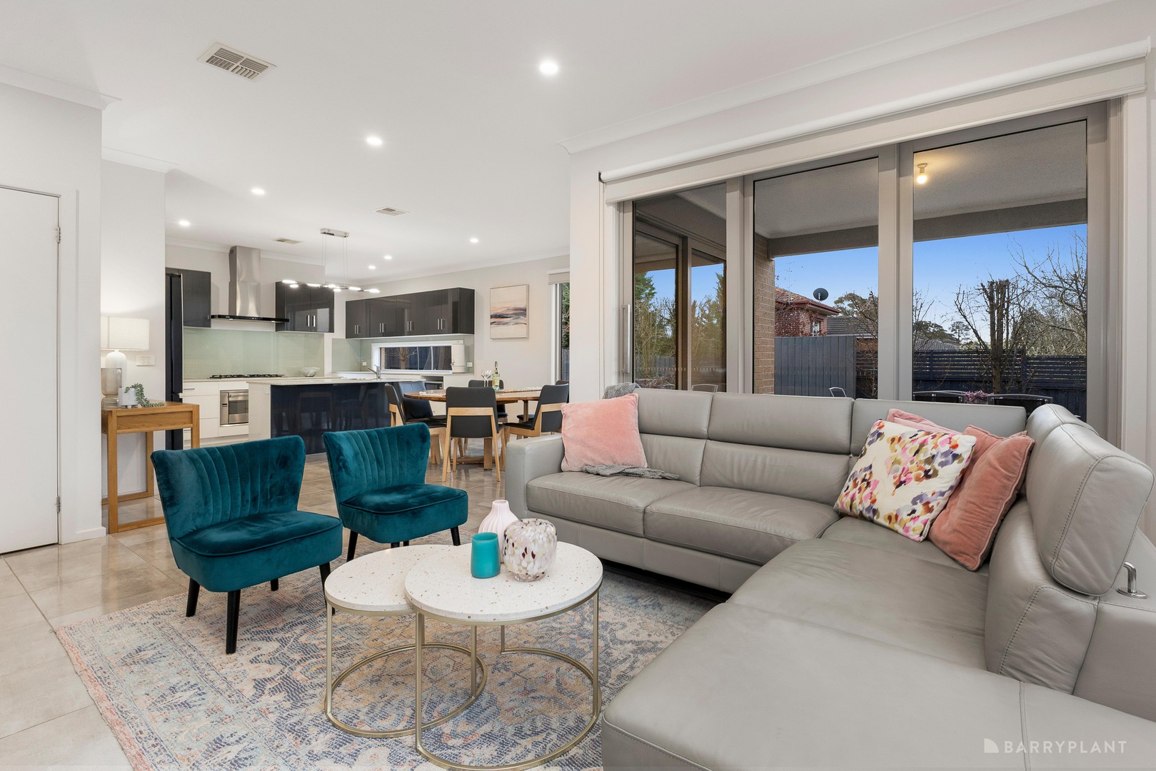 18 Jasper Place, Donvale, VIC 3111 - Thumbnail 2 - 25/09/2025