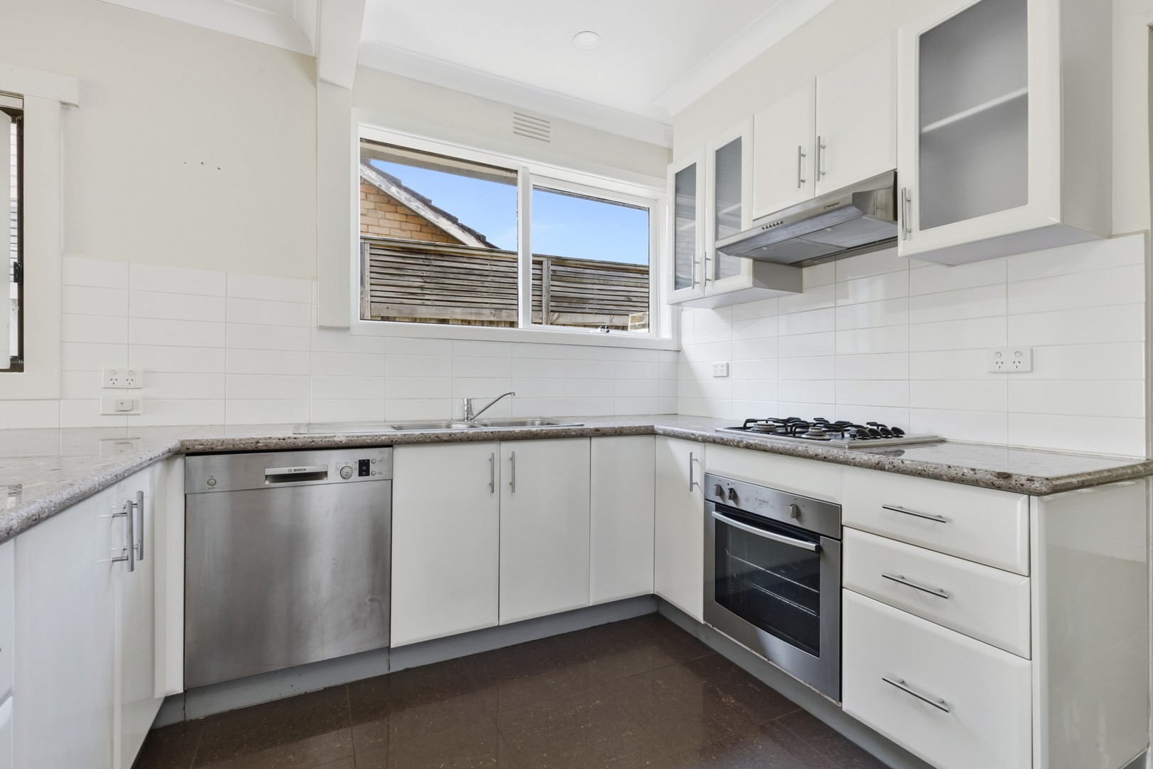 18 Jeffers Street, Noble Park, VIC 3174, Noble Park - Thumbnail 4