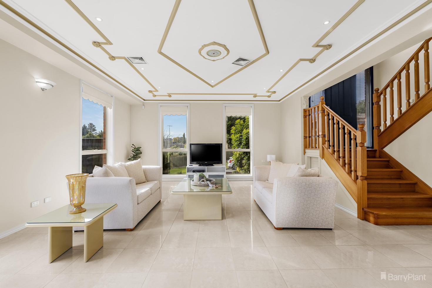18 Jefferson Grove, Doncaster East, VIC 3109, Doncaster East - Thumbnail 2