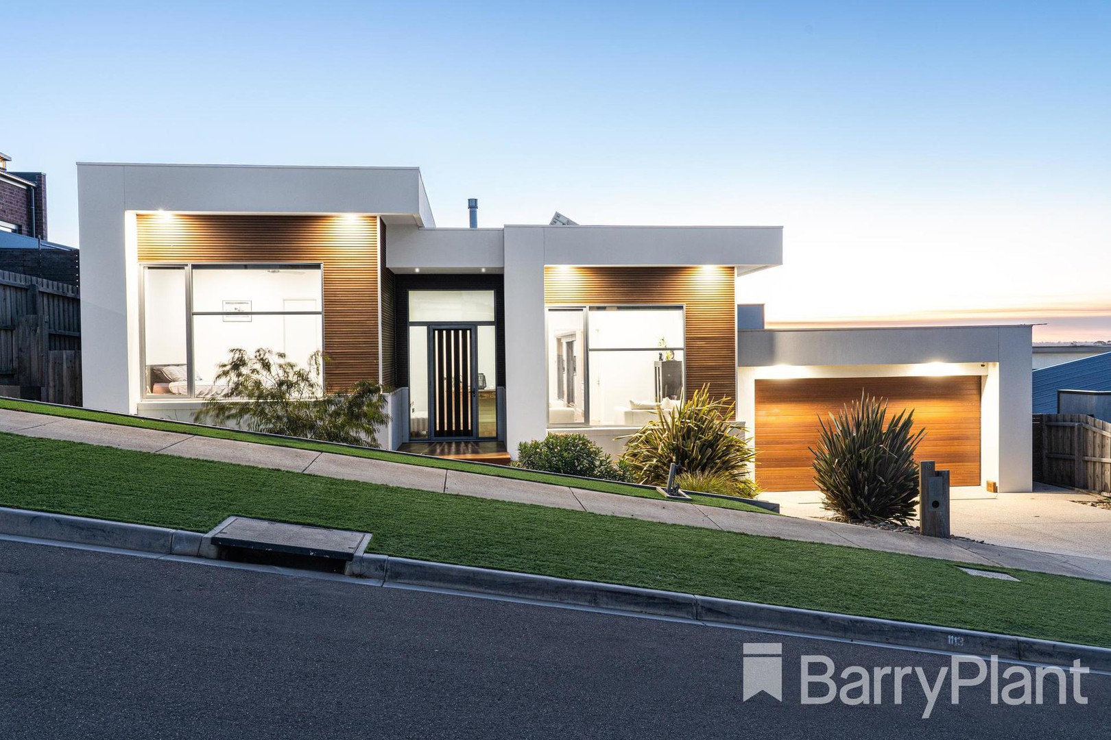 18 Jessica WayHighton, VIC 3216, Highton - Thumbnail 2
